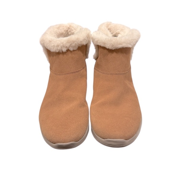 Skechers On the GO Joy Bundle Up Snow Bootie Suede Brown Women Size 10 - Picture 2 of 5